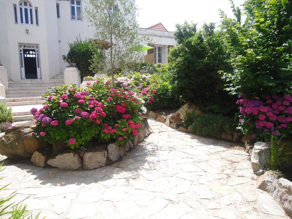 Hotel De La Barbacane Tiffauges ภายนอก รูปภาพ